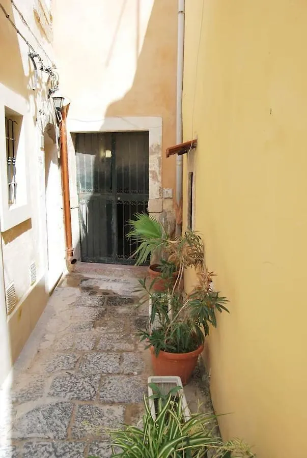 Mastrarua 1887 Apartment Syracuse 0*,