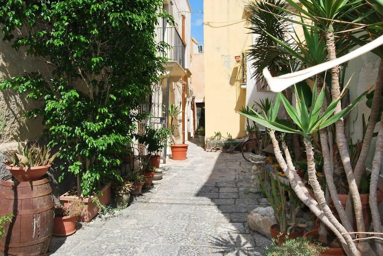 Mastrarua 1887 Apartment Syracuse Italy